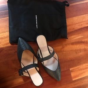 Something Navy mules black size 11💕